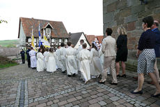 Feier der 1. Heiligen Kommunion in Sankt Crescentius (Foto: Karl-Franz Thiede)